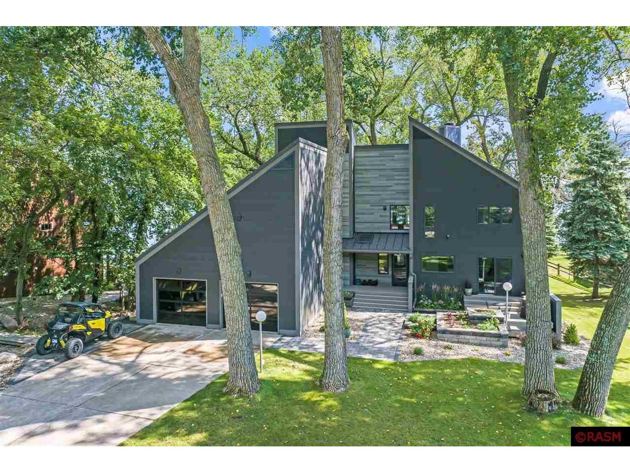 60 Southwood Drive Fairmont MN 56031 - Hall 7035702 image1