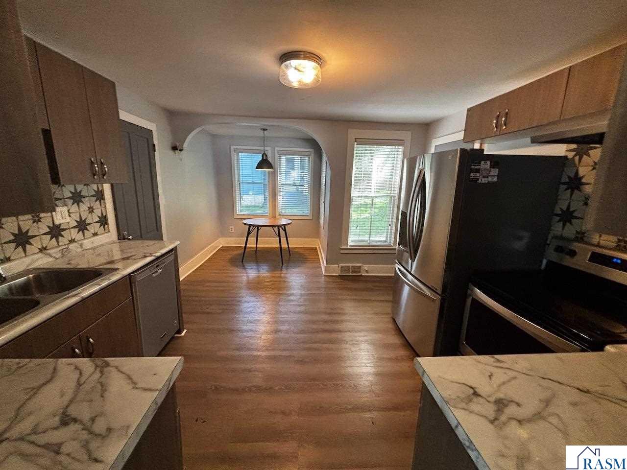 600 S Washington Avenue Saint Peter MN 56082 267040689 image6