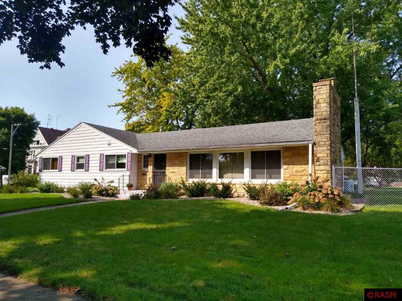 604 S 1st Avenue, Sleepy Eye, MN 56085 MLS 7025273 Edina Realty