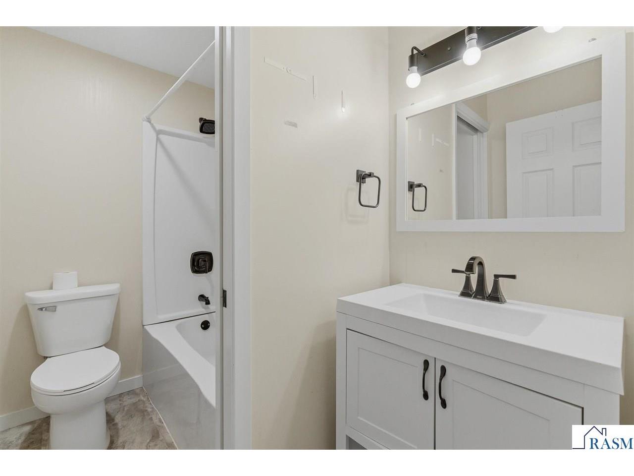 605 LeHillier Street Mankato MN 56001 7039694 image12