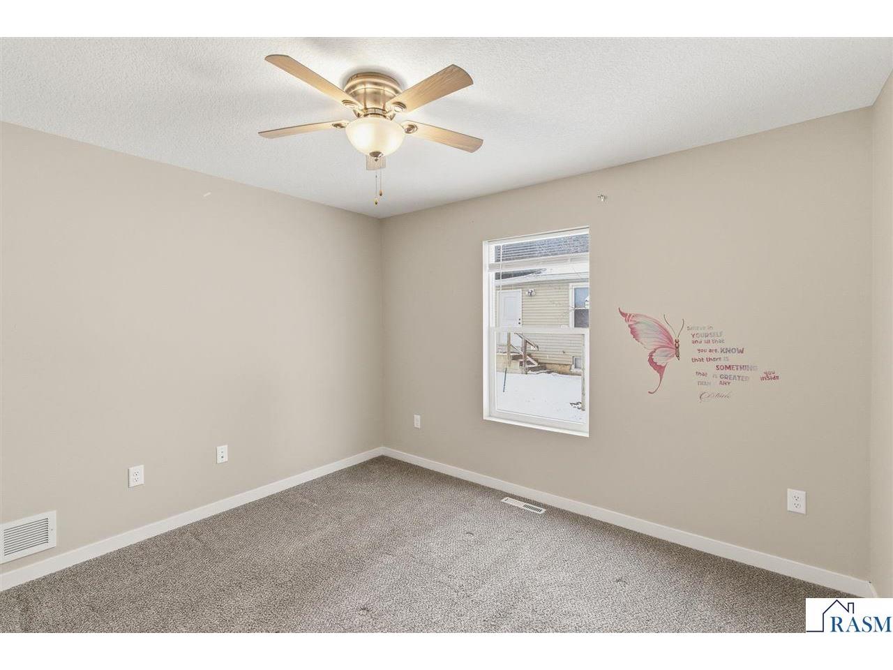 605 LeHillier Street Mankato MN 56001 7039694 image16