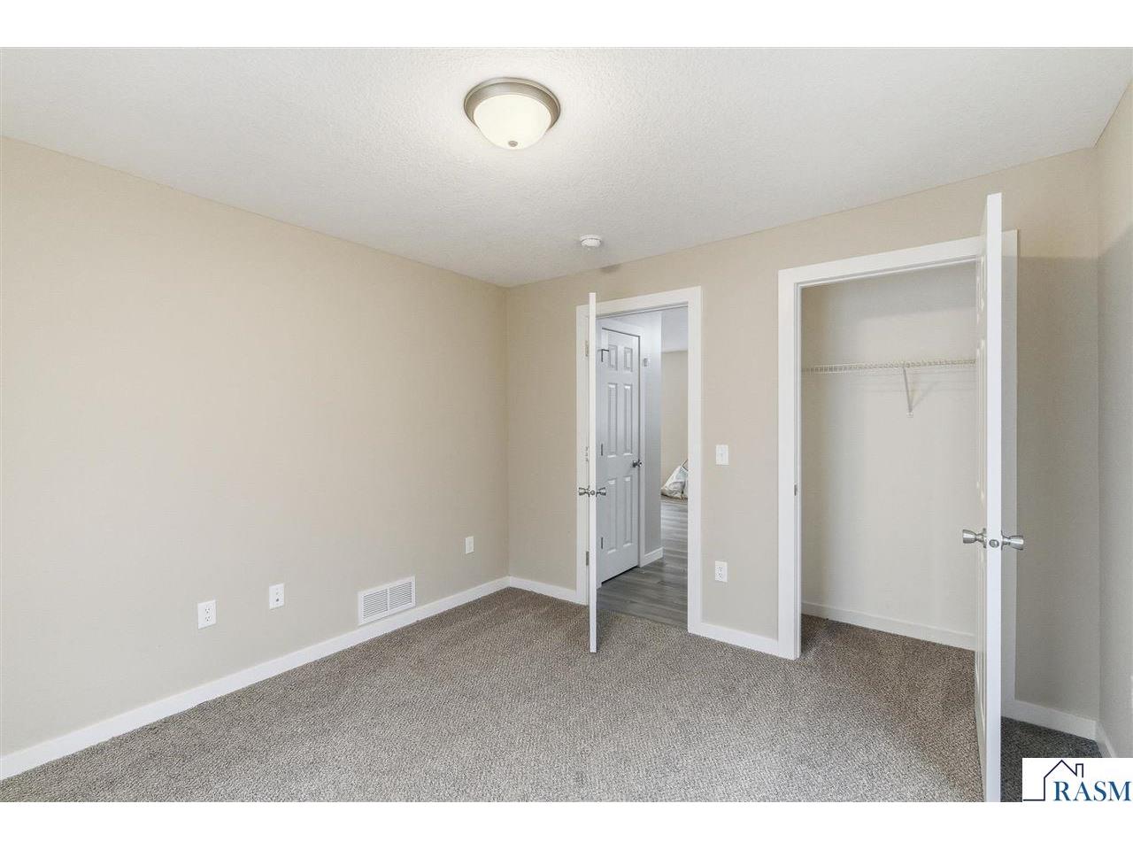 605 LeHillier Street Mankato MN 56001 7039694 image8