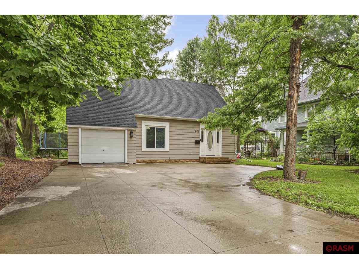 605 N Minnesota Avenue Saint Peter MN 56082 7037904 image1