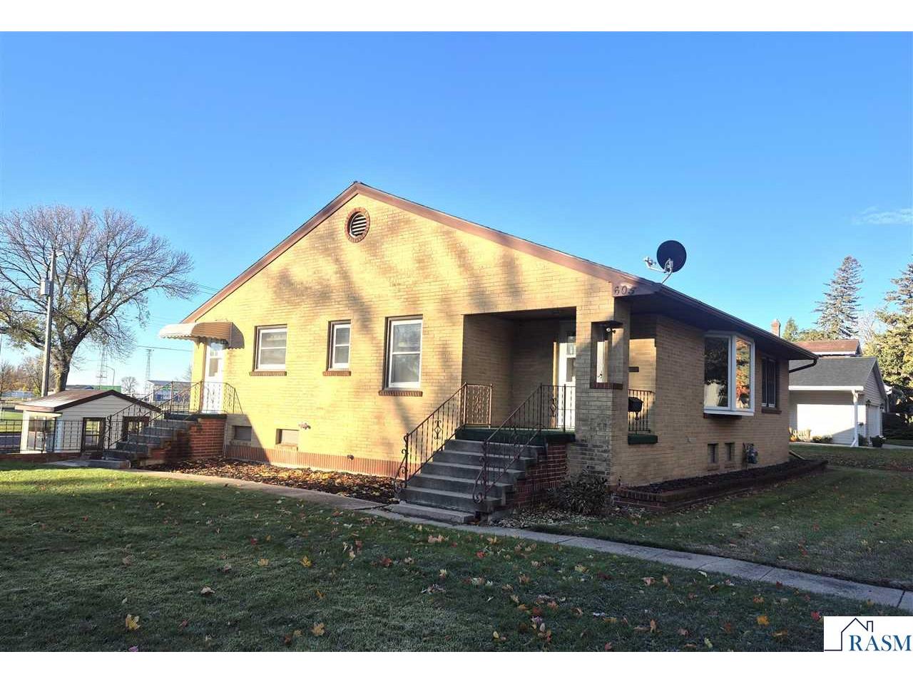 605 SW Water Street Sleepy Eye MN 56085 7038900 image2