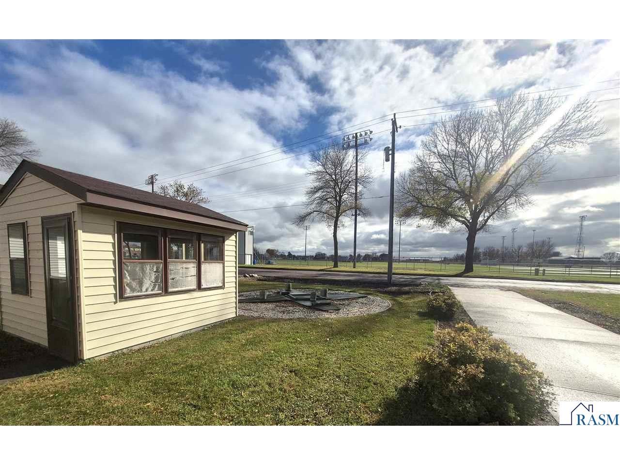 605 SW Water Street Sleepy Eye MN 56085 7038900 image3