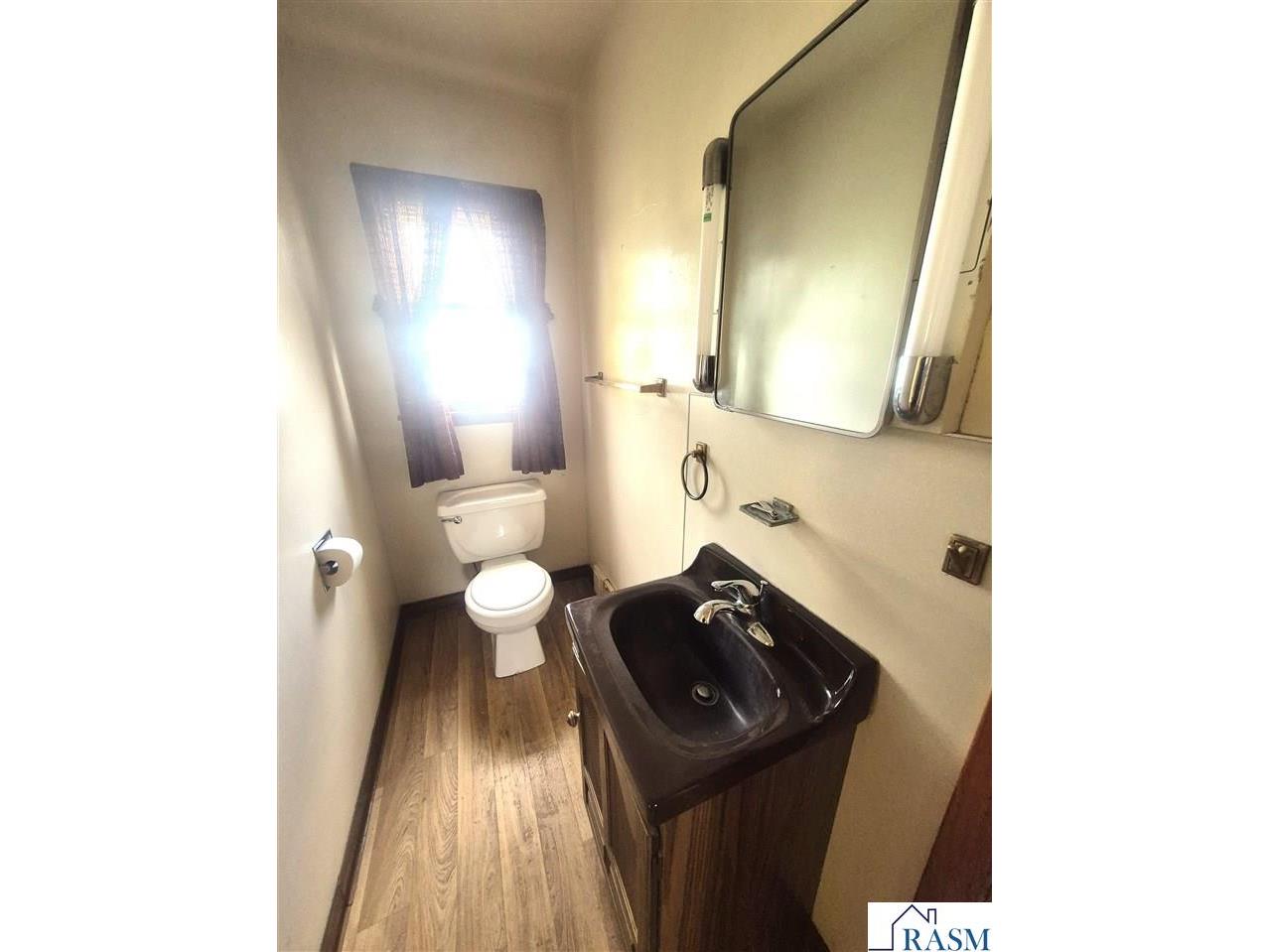 605 SW Water Street Sleepy Eye MN 56085 7038900 image5