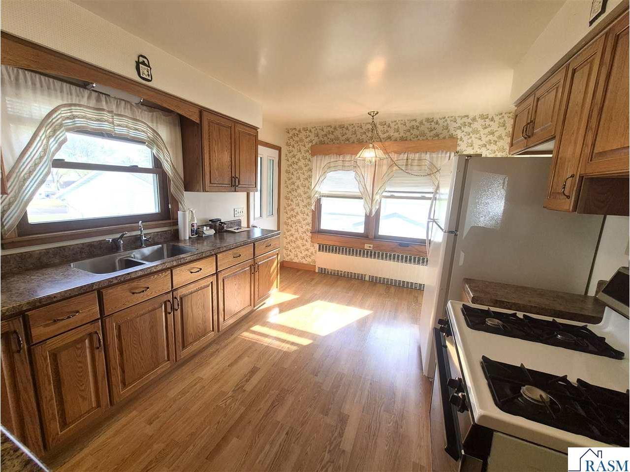 605 SW Water Street Sleepy Eye MN 56085 7038900 image9