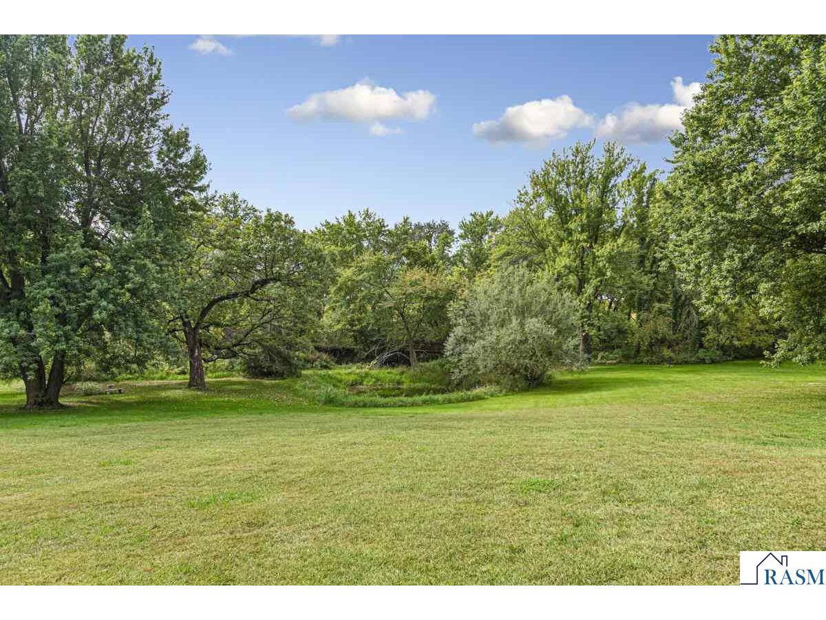 60639 211th Street Eagle Lake MN 56024 7039166 image10