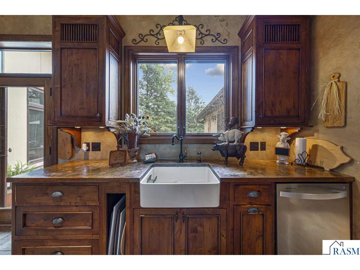 60639 211th Street Eagle Lake MN 56024 7039166 image19