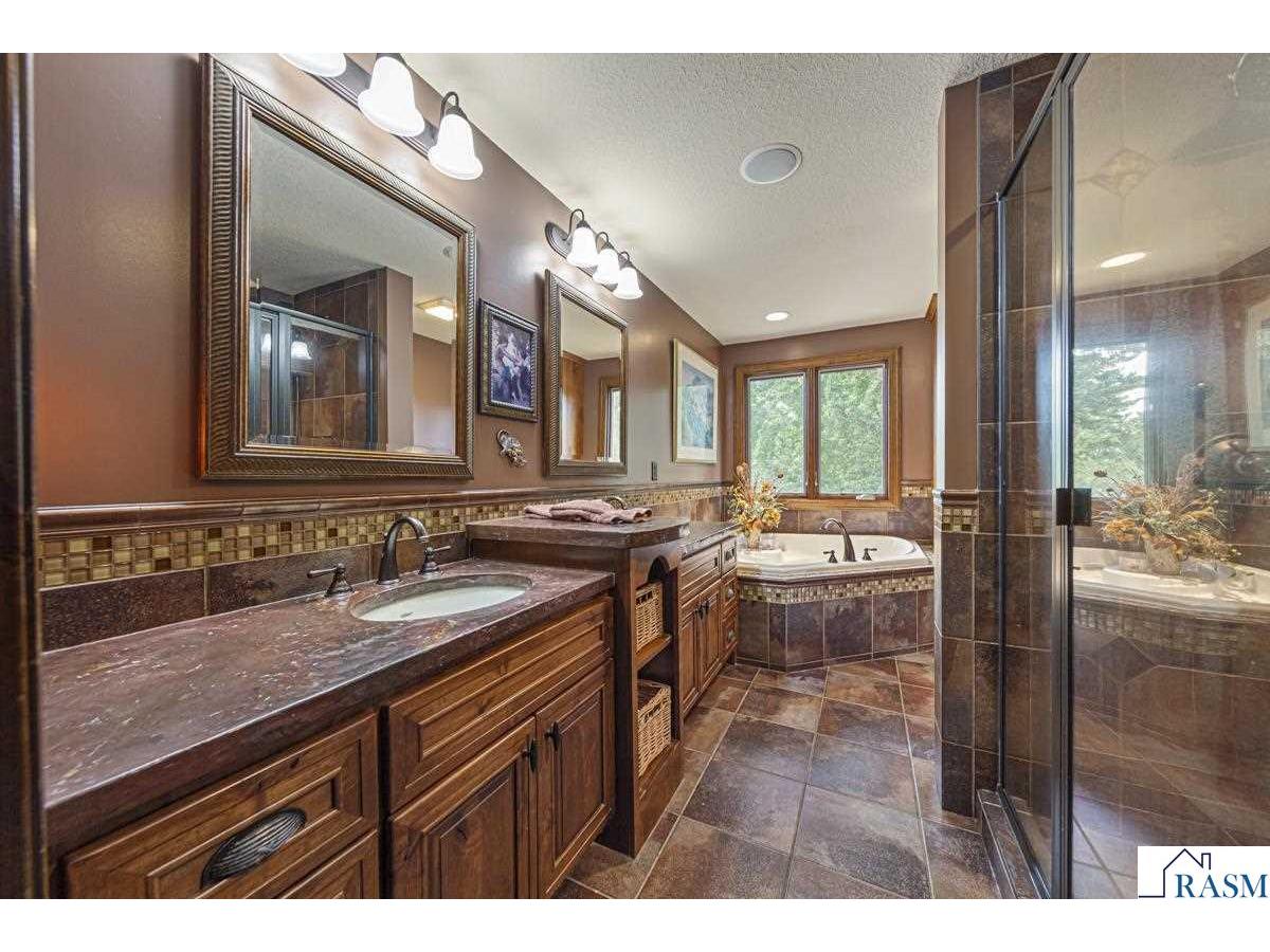 60639 211th Street Eagle Lake MN 56024 7039166 image30