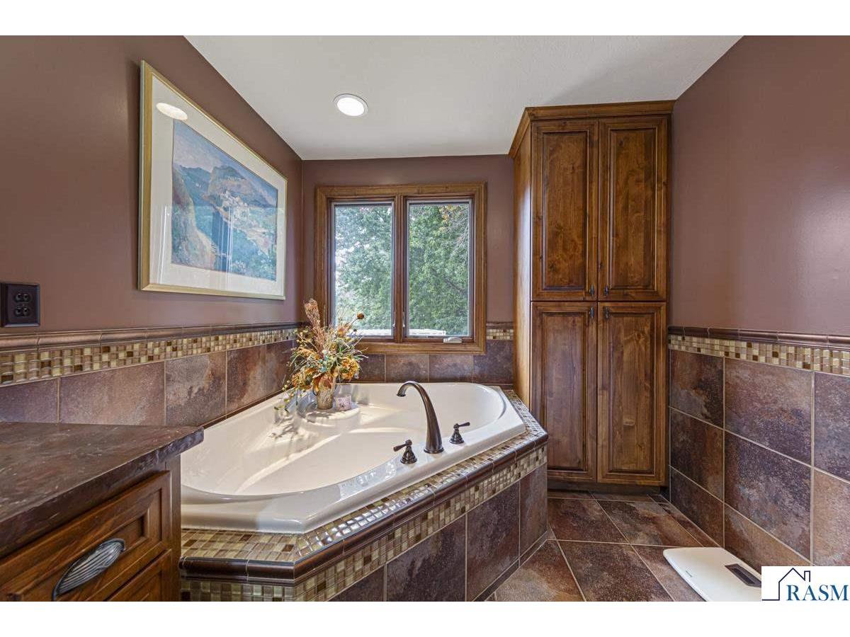 60639 211th Street Eagle Lake MN 56024 7039166 image31