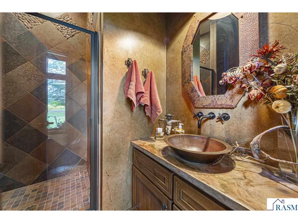 60639 211th Street Eagle Lake MN 56024 7039166 image34