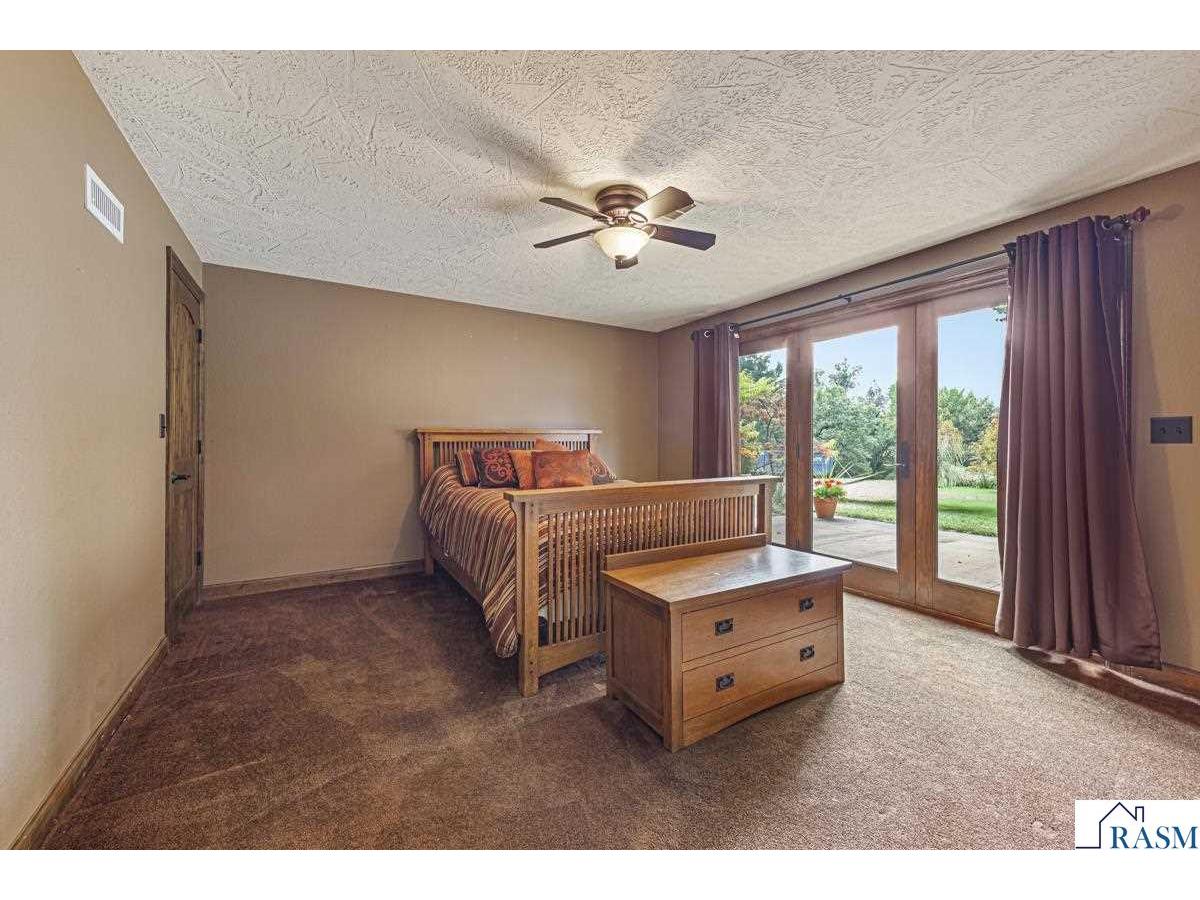 60639 211th Street Eagle Lake MN 56024 7039166 image40