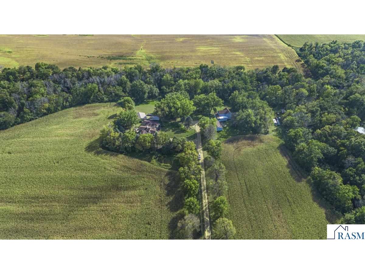 60639 211th Street Eagle Lake MN 56024 7039166 image46