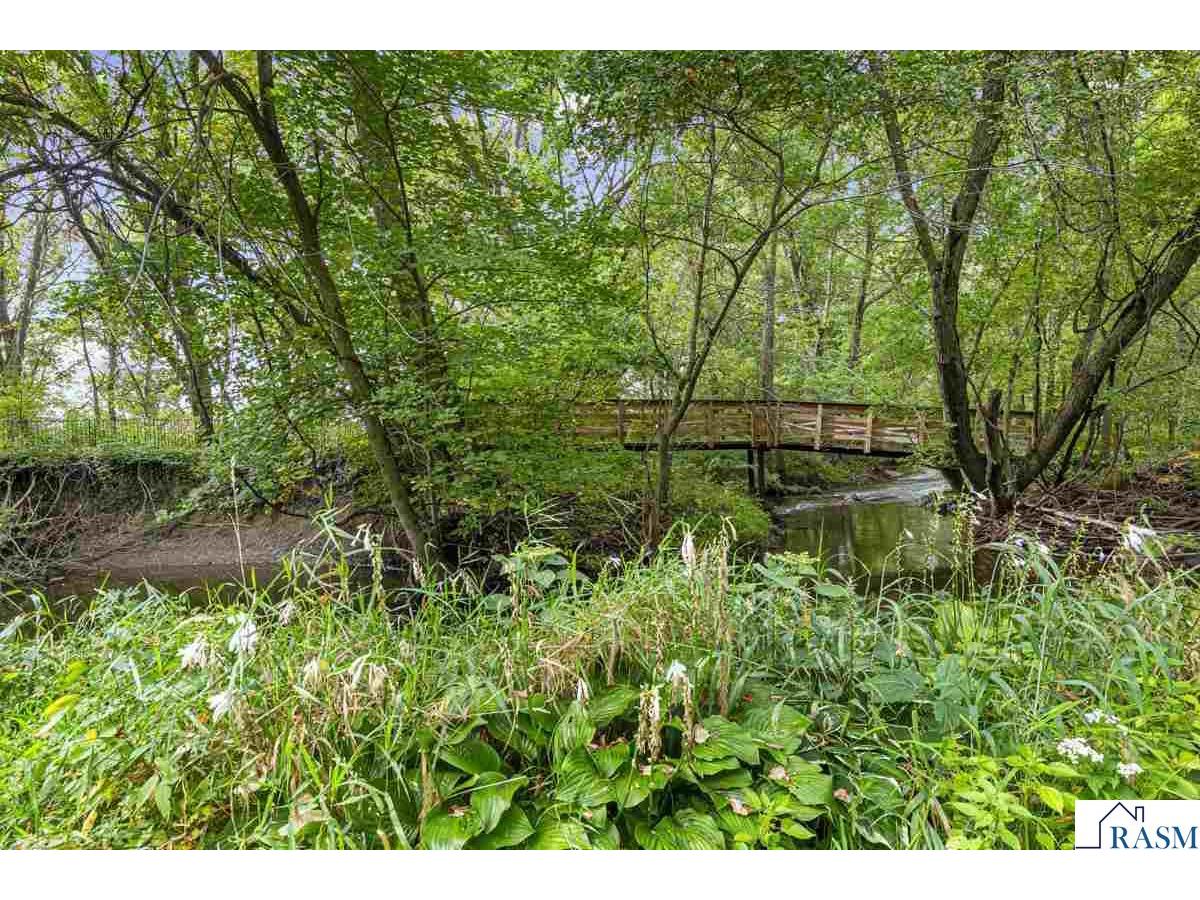 60639 211th Street Eagle Lake MN 56024 7039166 image9