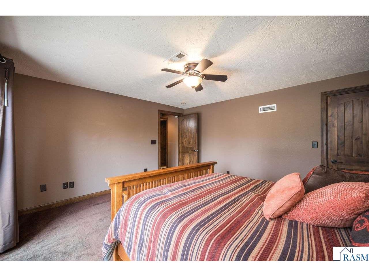 60639 211th Street Eagle Lake MN 56024 - POND 7039836 image32
