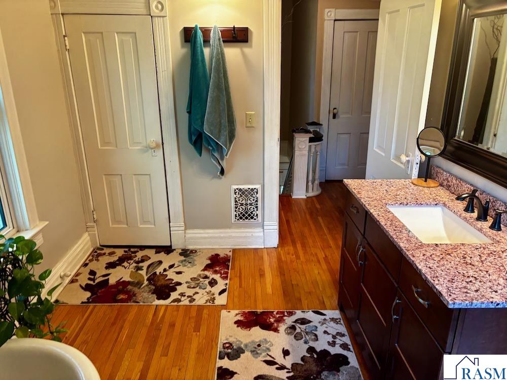 607 N Minnesota Avenue Saint Peter MN 56082 7038440 image30