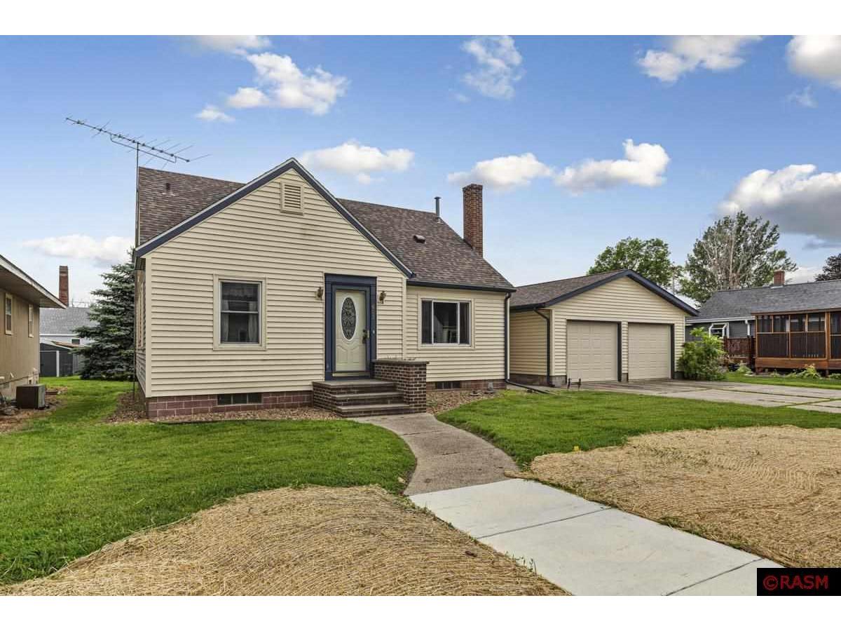 608 W Alden Street Arlington MN 55307 7037721 image1