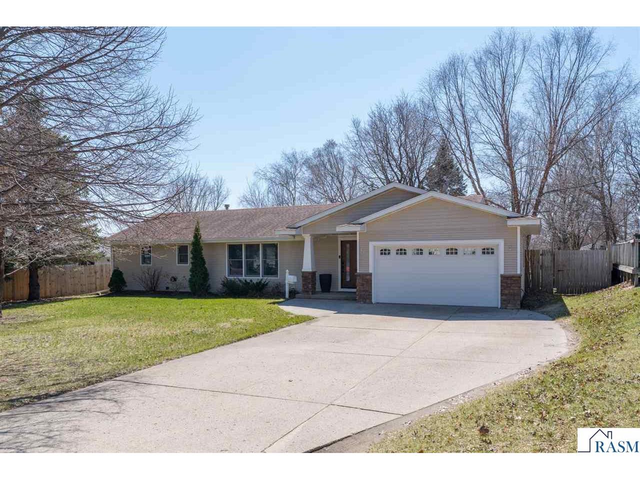 610 Austin Drive Saint Peter MN 56082 7039933 image1