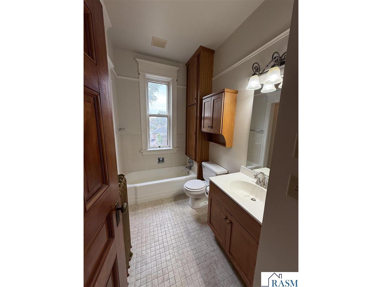 611 Center Street New Ulm MN 56073 7038737 image26