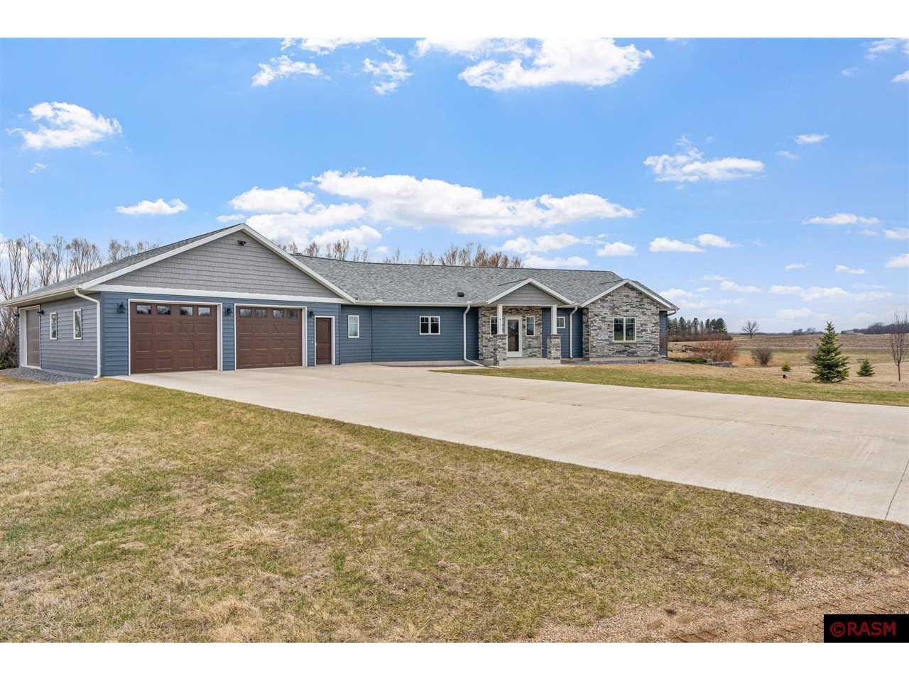 611 Garden Street Springfield MN 56087 7037474 image1