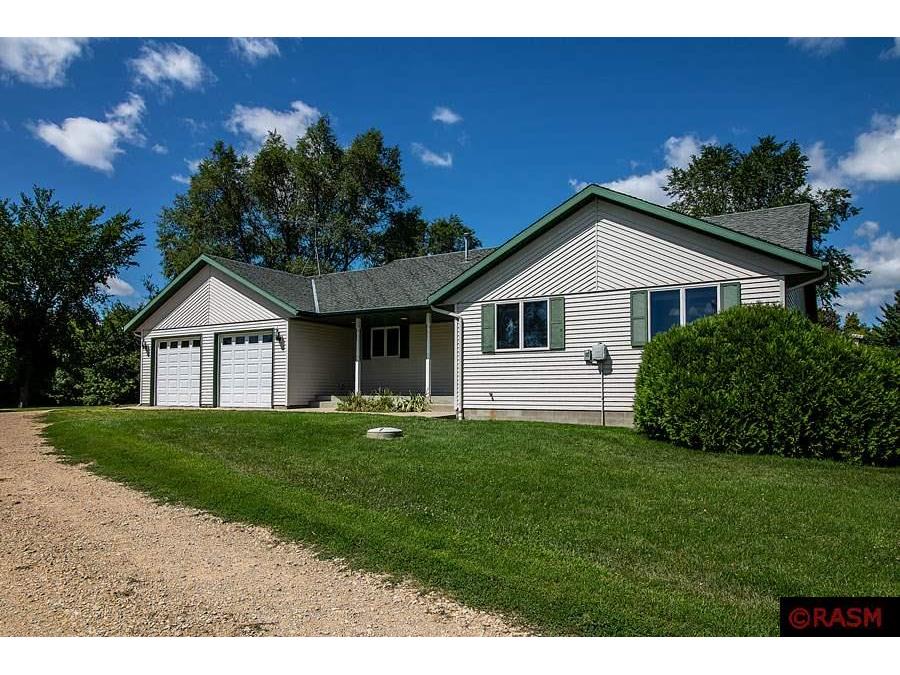 61136 230th Street, Madison Lake, MN 56063 MLS 7025012 Edina Realty