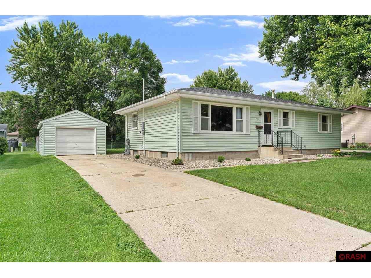 613 12th Ave SE Waseca MN 56093 7037861 image1