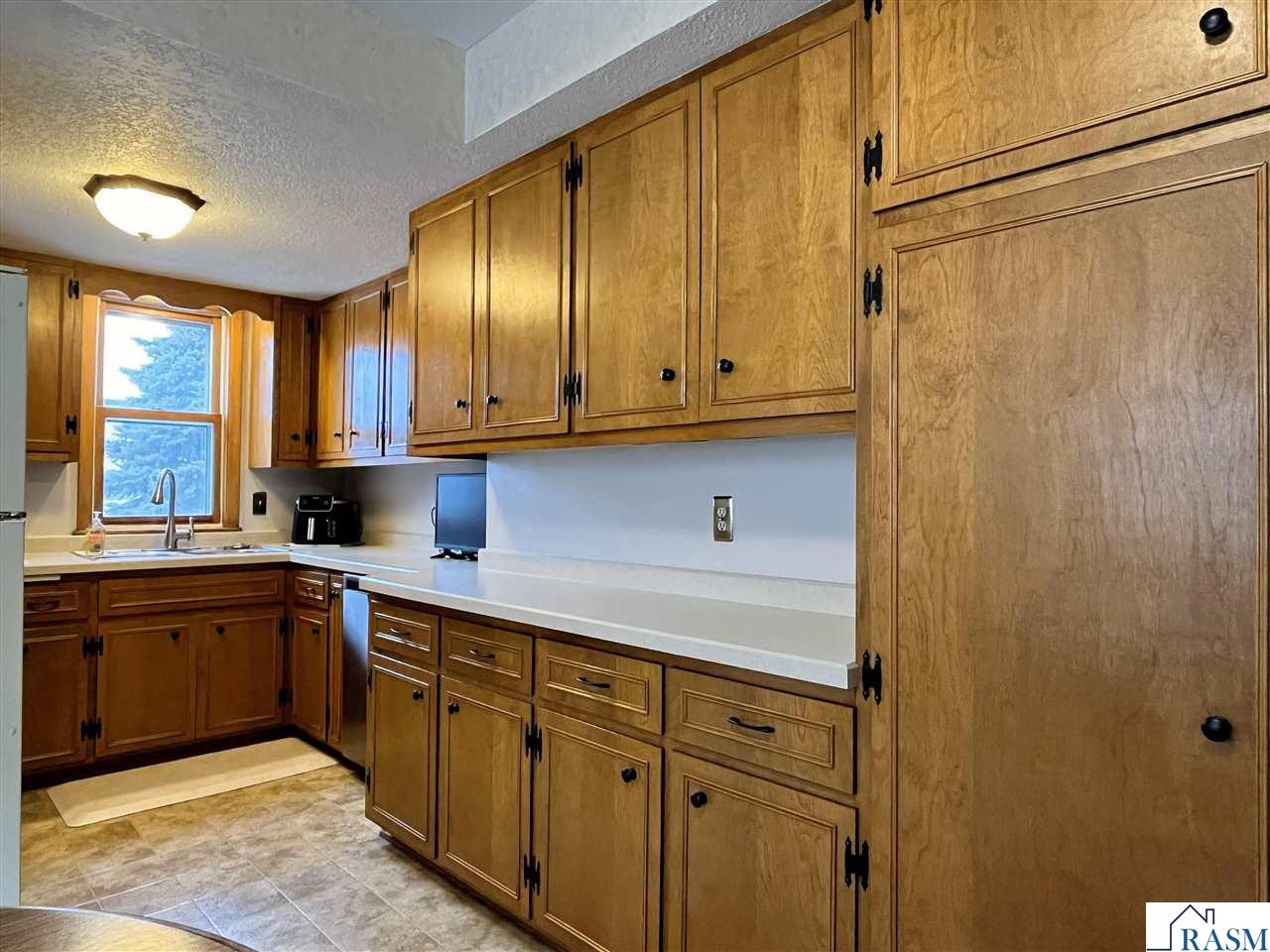 613 S 3rd Avenue Saint James MN 56081 7039264 image20