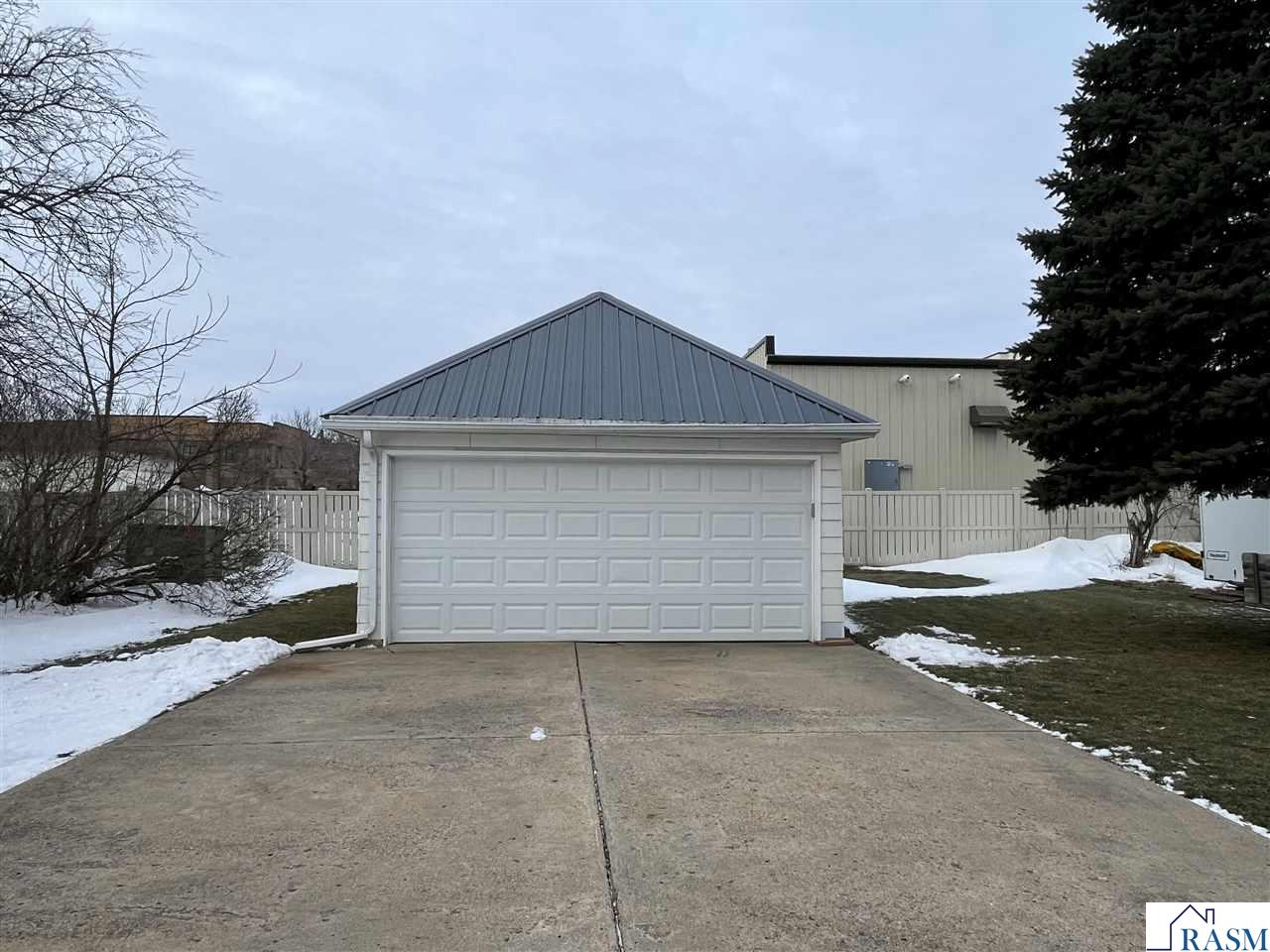 613 S 3rd Avenue Saint James MN 56081 7039264 image7