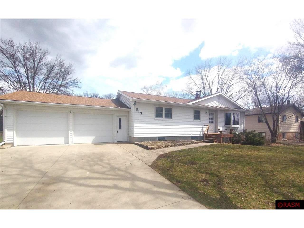 613 SW 4th Avenue Sleepy Eye MN 56085 7034673 image1