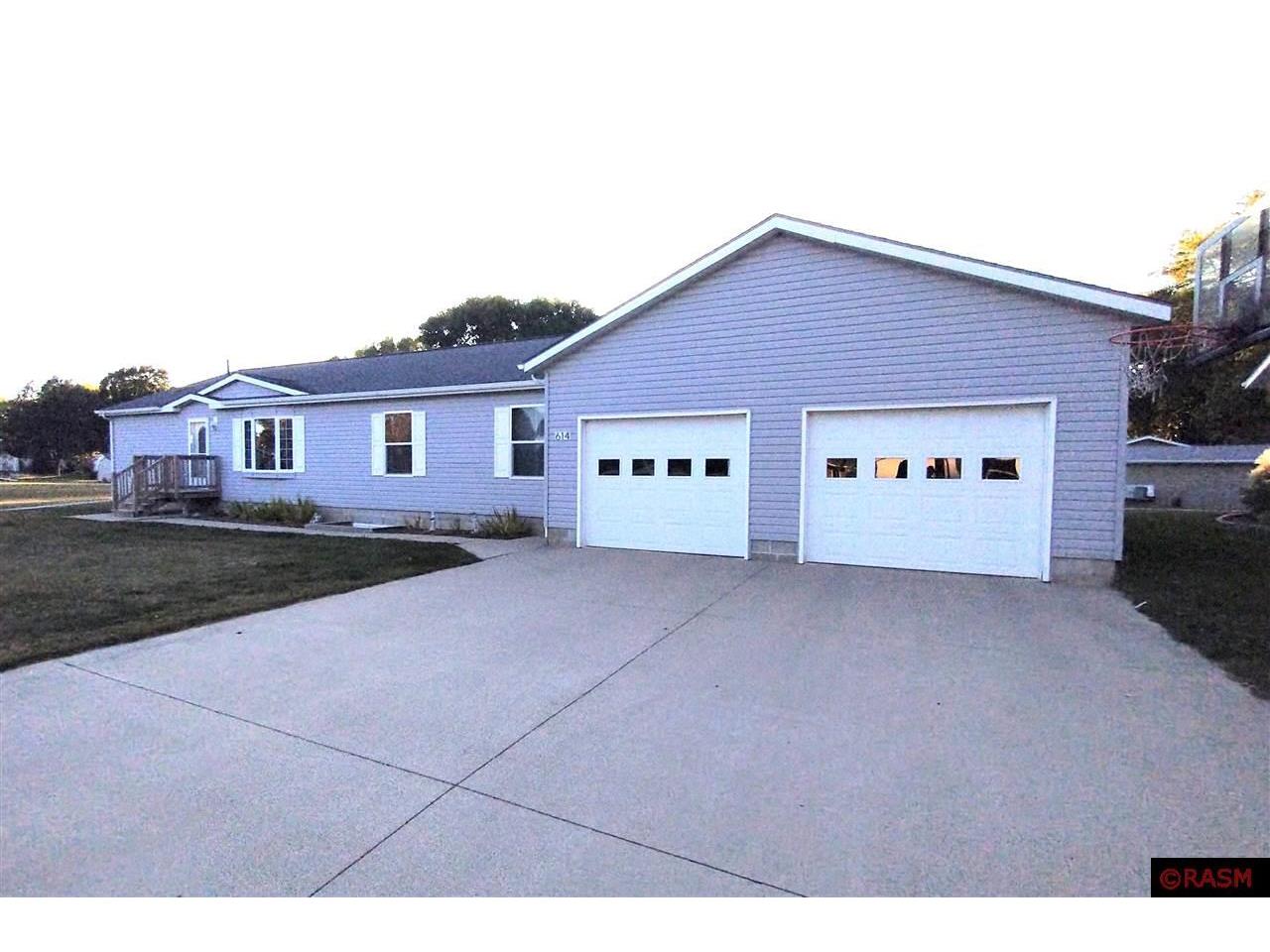 614 NE 4th Avenue Sleepy Eye MN 56085 7036040 image1