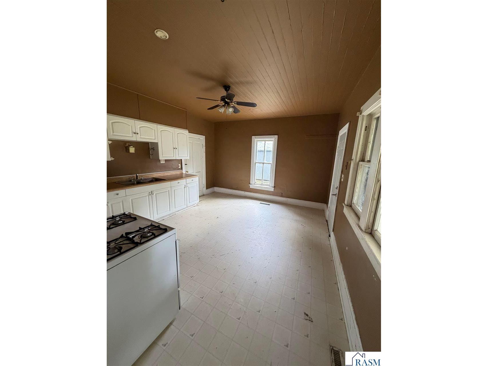 616 N Dewey Street Fairmont MN 56031 267040917 image3