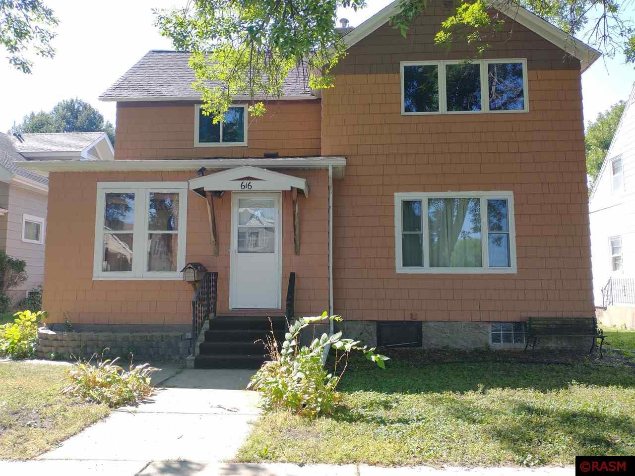 616 NE 2nd Av Sleepy Eye MN 56085 7033265 image1