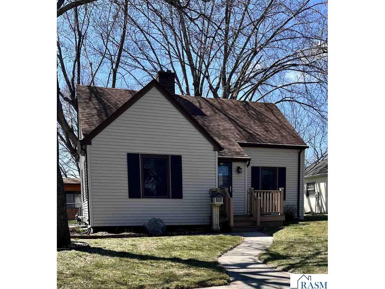 617 N Jefferson Street New Ulm MN 56073 7039876 image1