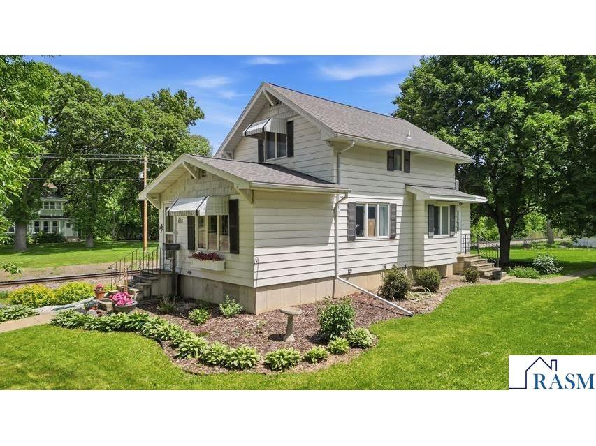 618 N Main Street Blue Earth MN 56013 7040441 image1