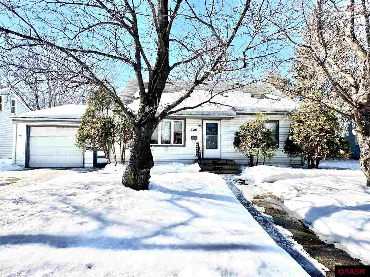 620 N Washington Saint Peter MN 56082 7031664 image1