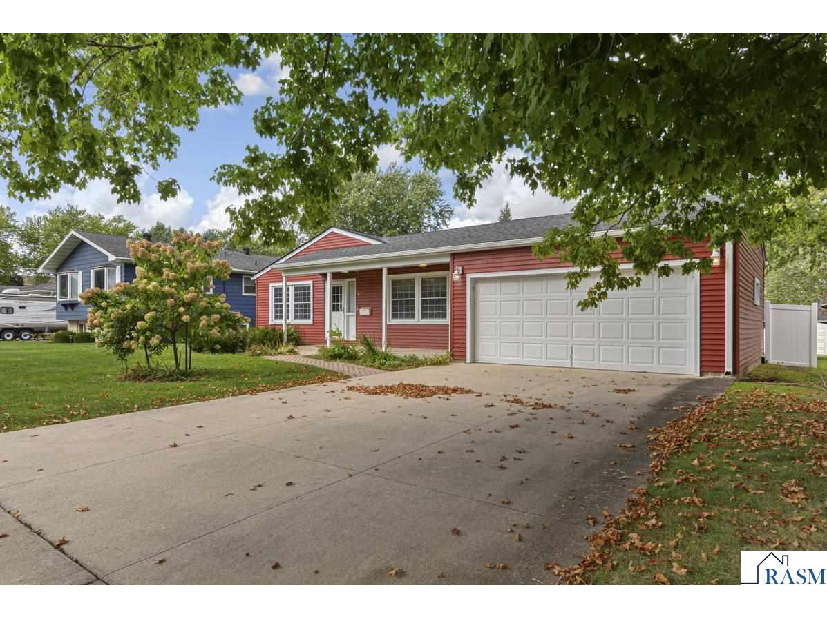 620 SE 14th Street Owatonna MN 55060 7038660 image1