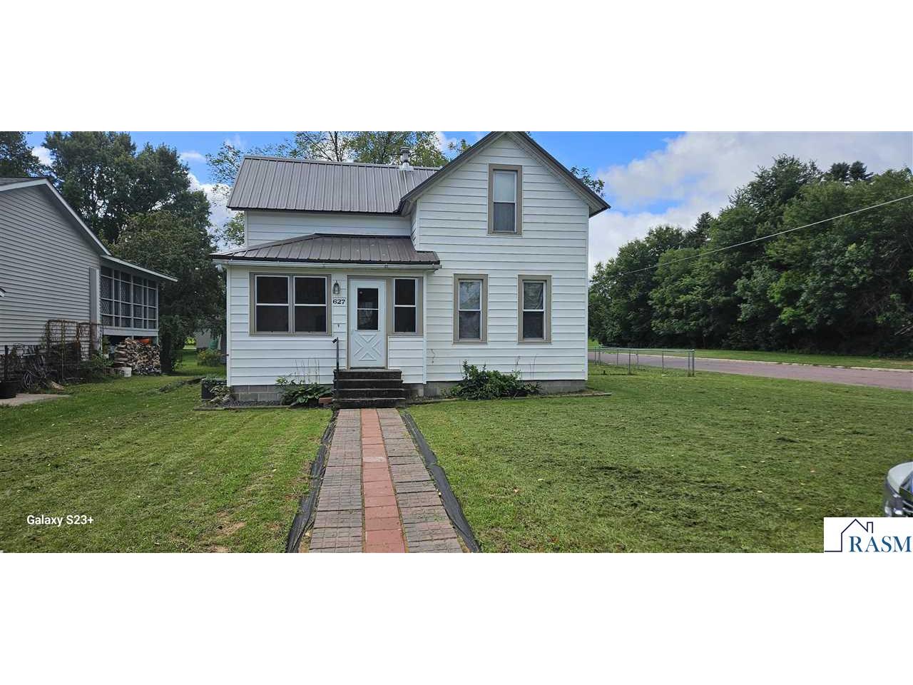 627 6th Ave SW Waseca MN 56093 7038500 image1