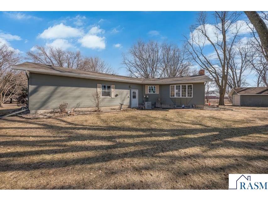 630 E 13th Street Blue Earth MN 56013 7039541 image40