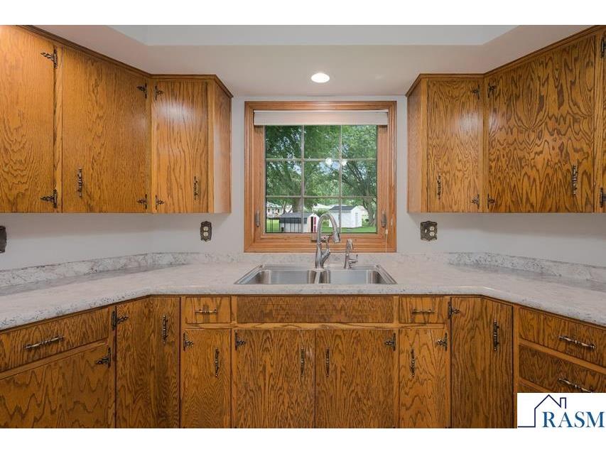 630 E 13th Street Blue Earth MN 56013 7039541 image6