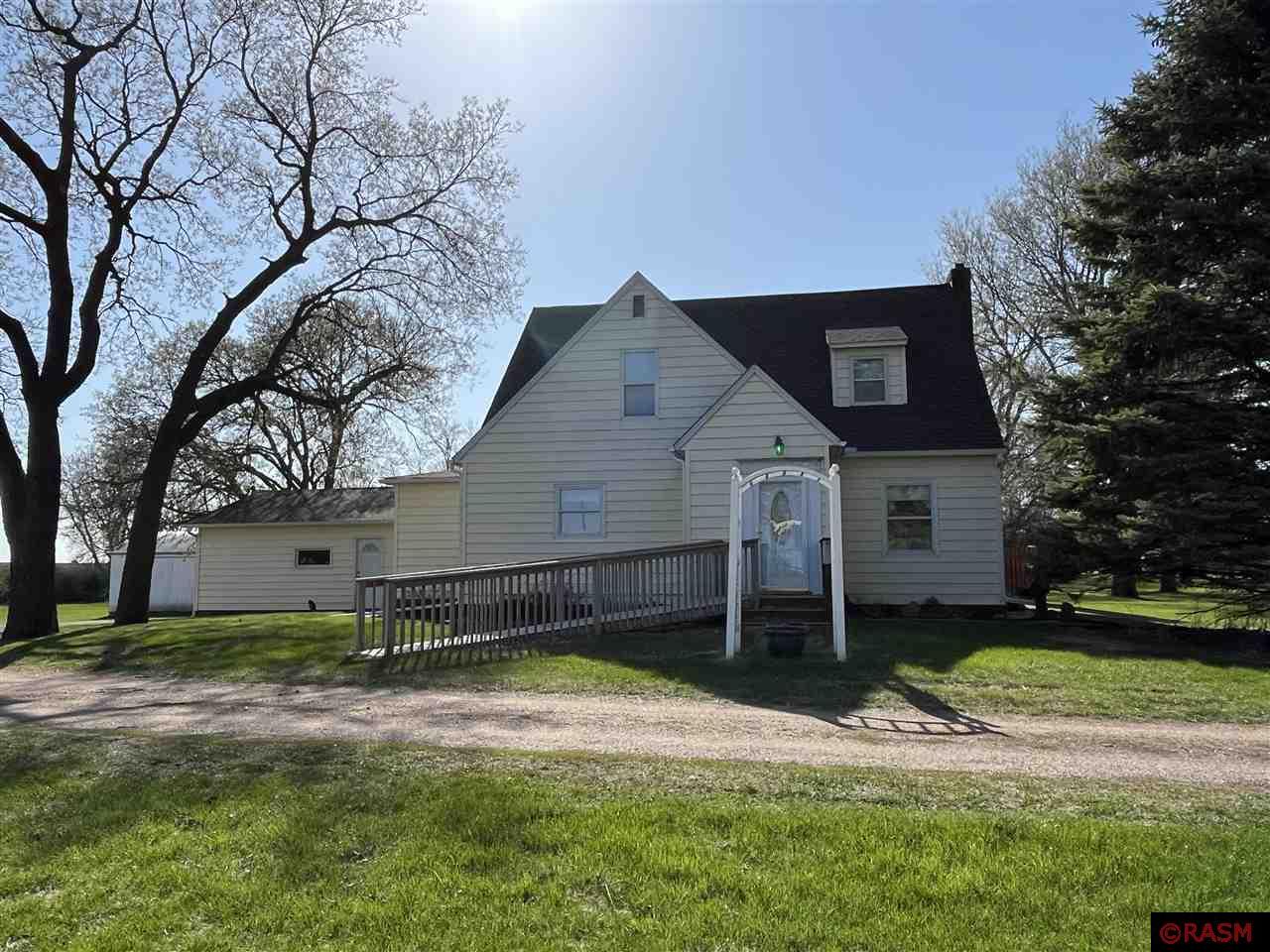 63271 320th Street Butterfield MN 56120 7037257 image1