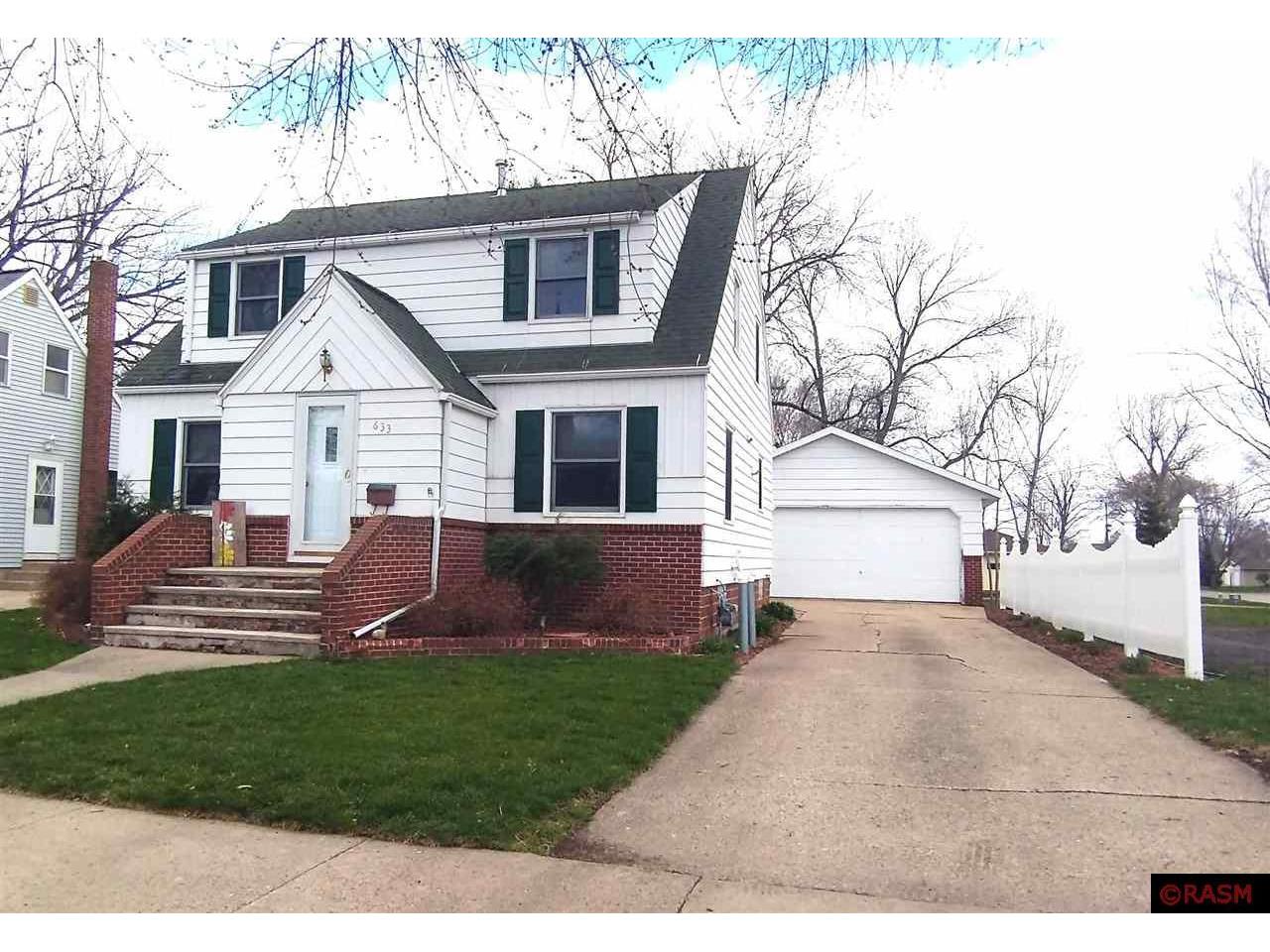 633 NE 2nd Avenue, Sleepy Eye, MN, 56085 MLS 7034706 Edina Realty