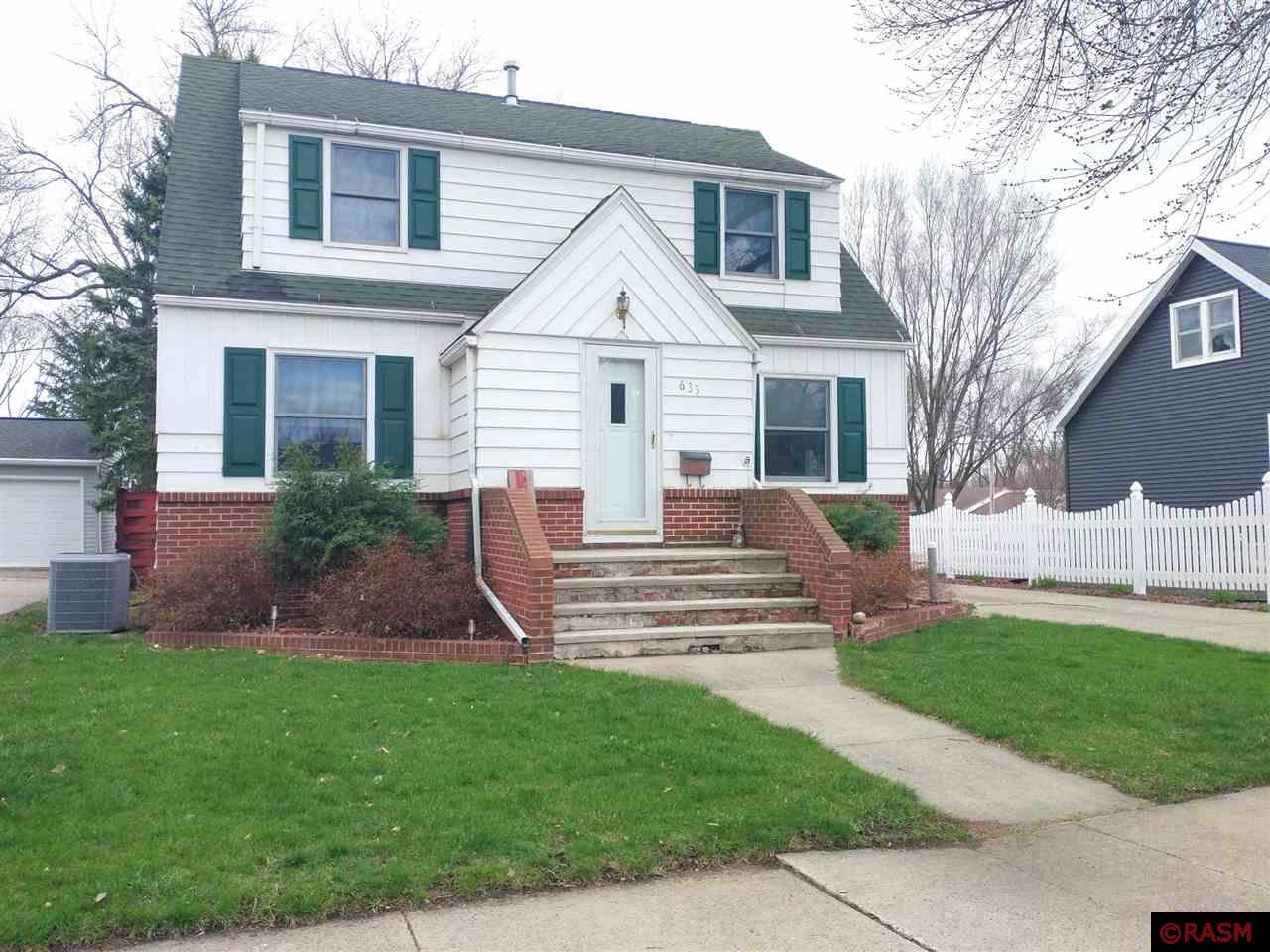 633 NE 2nd Avenue, Sleepy Eye, MN, 56085 MLS 7034706 Edina Realty