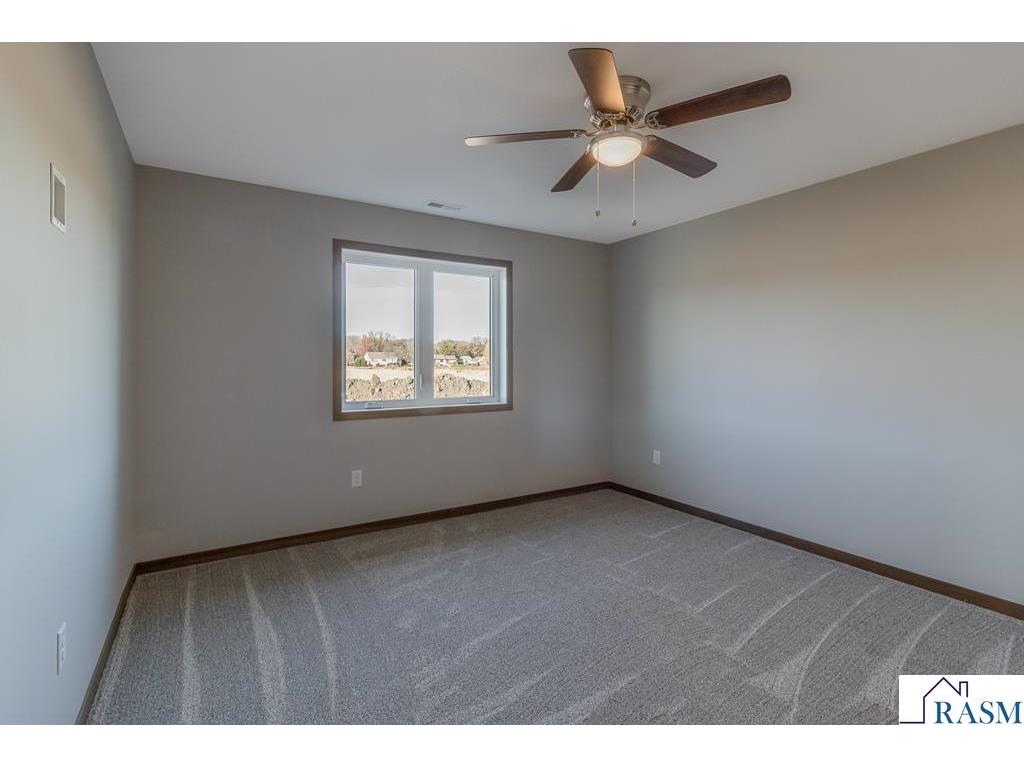 649 Luiken Street Lake Crystal MN 56055 7039844 image9