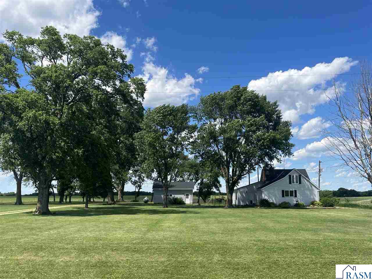 67490 425th Street Odin MN 56160 267040599 image1