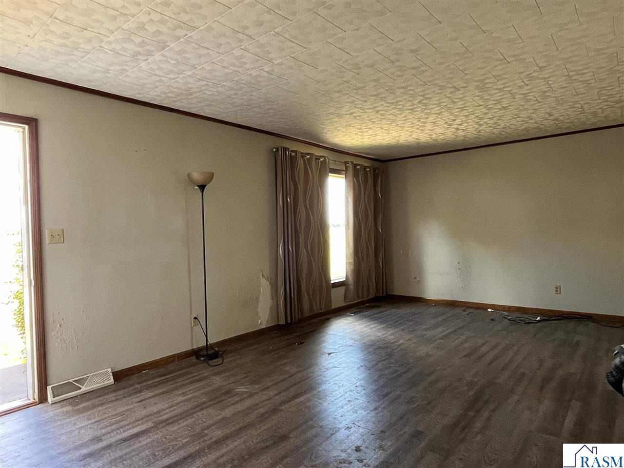67490 425th Street Odin MN 56160 267040599 image13