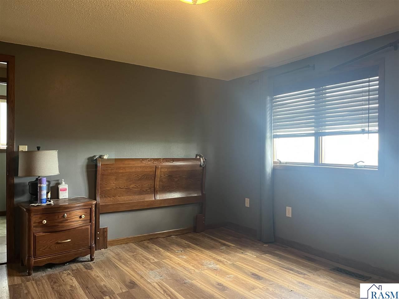 67490 425th Street Odin MN 56160 267040599 image21