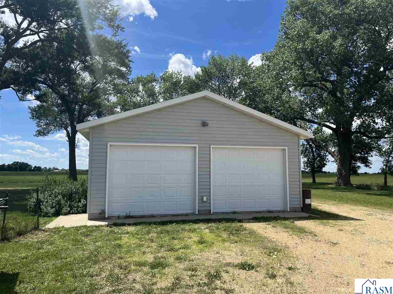 67490 425th Street Odin MN 56160 267040599 image8