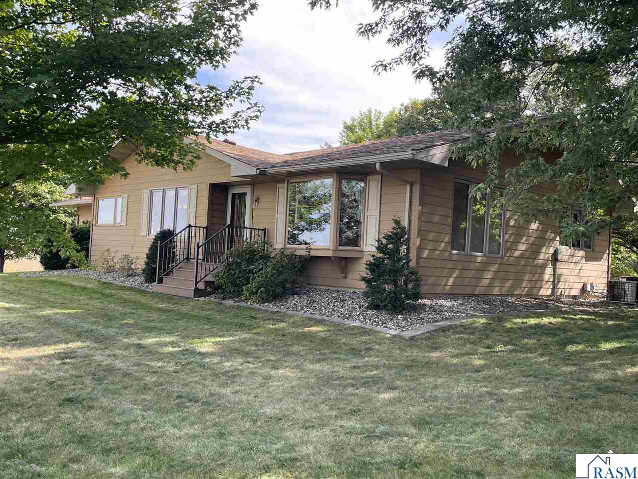 67927 270th Street Manchester MN 56009 7038723 image1