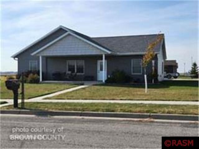 689 Pfaender Drive New Ulm MN 56073 7037287 image1